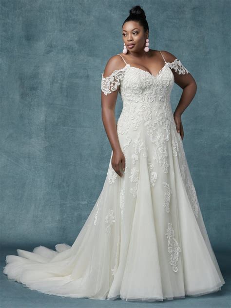 plus size lace gown|kleinfeld plus size wedding gowns.